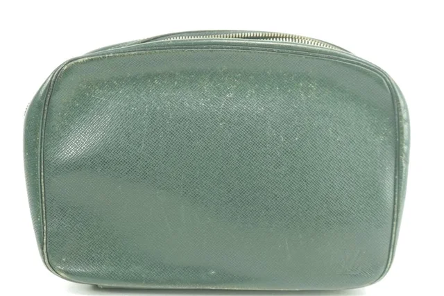 Louis Vuitton Trousse Toilery Pouch GM Taiga Leather Green in Green Leather from Bagriculture