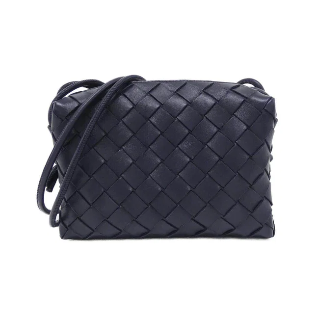 Bottega Veneta Leather Shoulder Bag in Leather from LuxUness