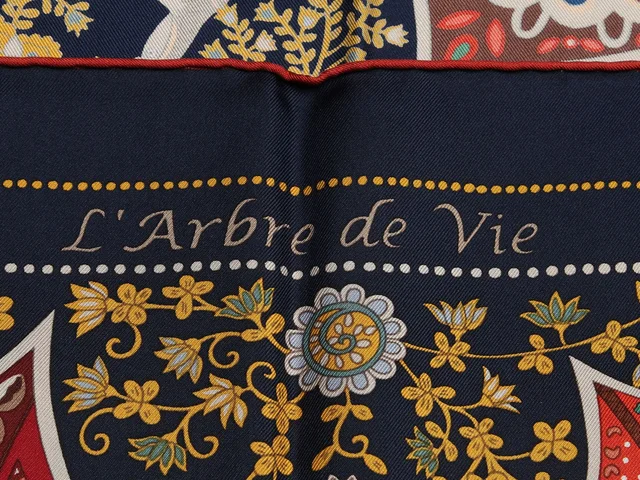 Hermès L'Arbre de Vie Silk Scarf 90cm in Silk from Ann's Fabulous Finds, photo 2 of 6