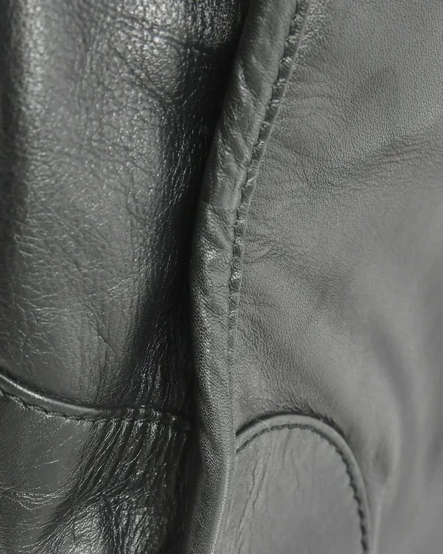 Loewe Amazona 50 Weekend Bag in Suede from A Retro Tale, photo 7 of 9