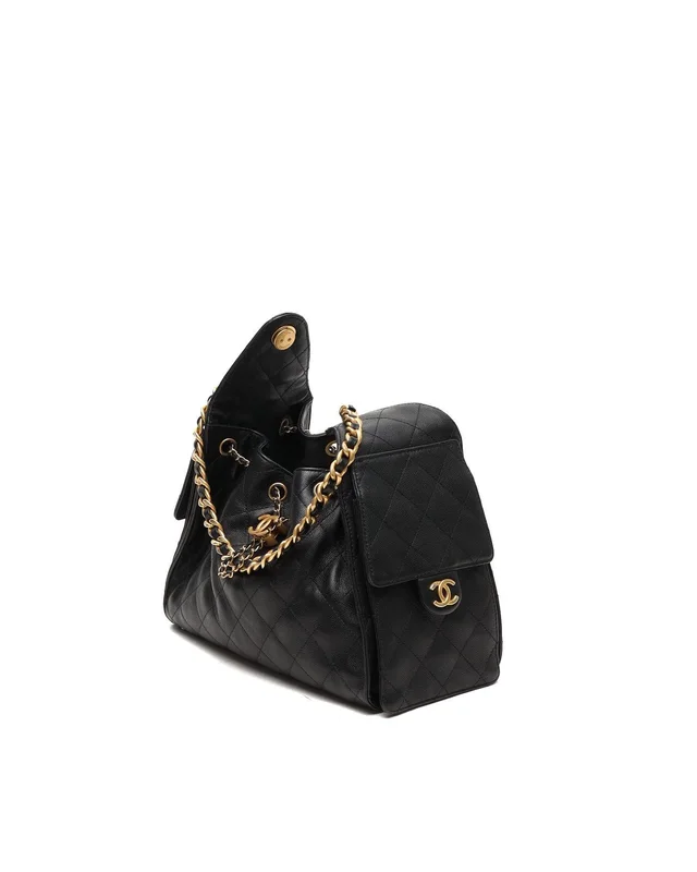 Chanel Small Caviar 25 Bag in Caviar leather from A Retro Tale, photo 3 of 10