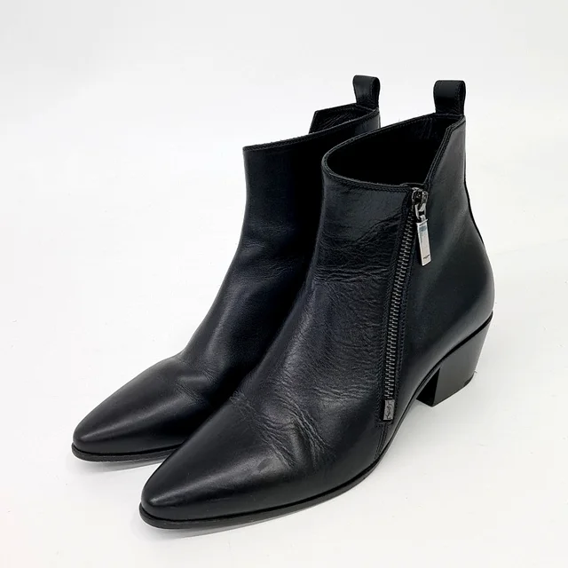 Saint Laurent 생로랑 앵클 부츠 from GUGUS