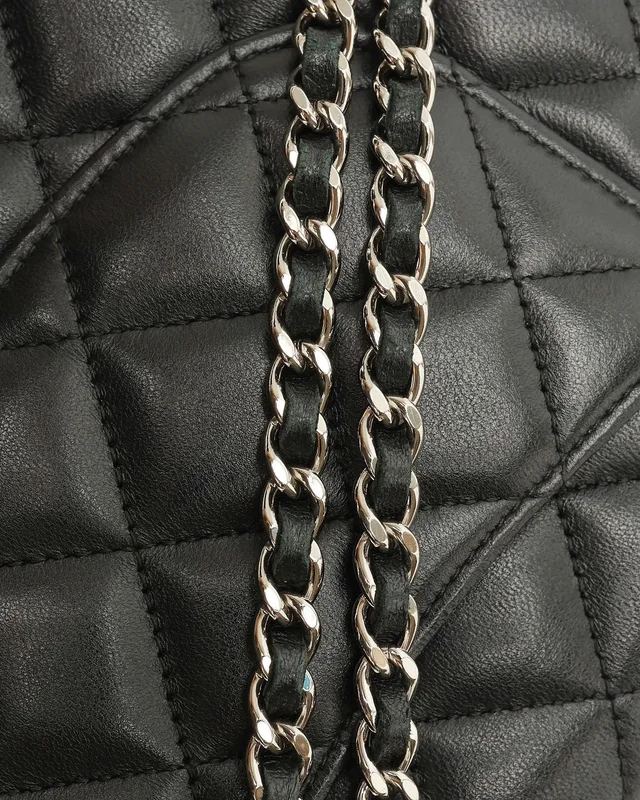 Chanel Lambskin Wallet on Chain Bag in Lambskin from A Retro Tale, photo 8 of 13