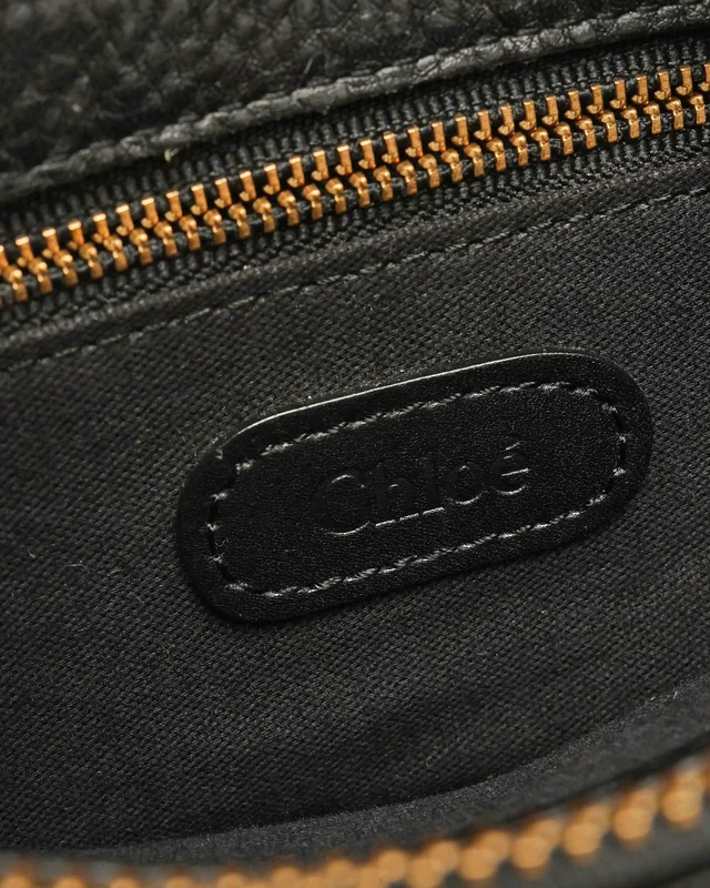 Chloé Shoulder Bag in Leather from A Retro Tale, photo 10 of 11