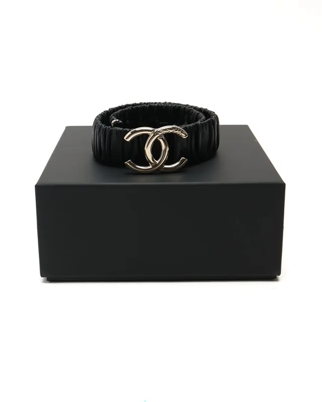 Chanel Coco Mark Waist Belt, Size 65 in Leather from A Retro Tale, photo 2 of 2