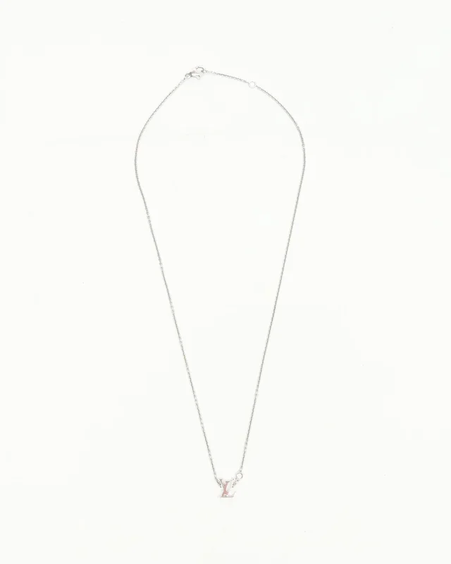 Idylle Blossom LV diamond Necklace from A Retro Tale, photo 3 of 5