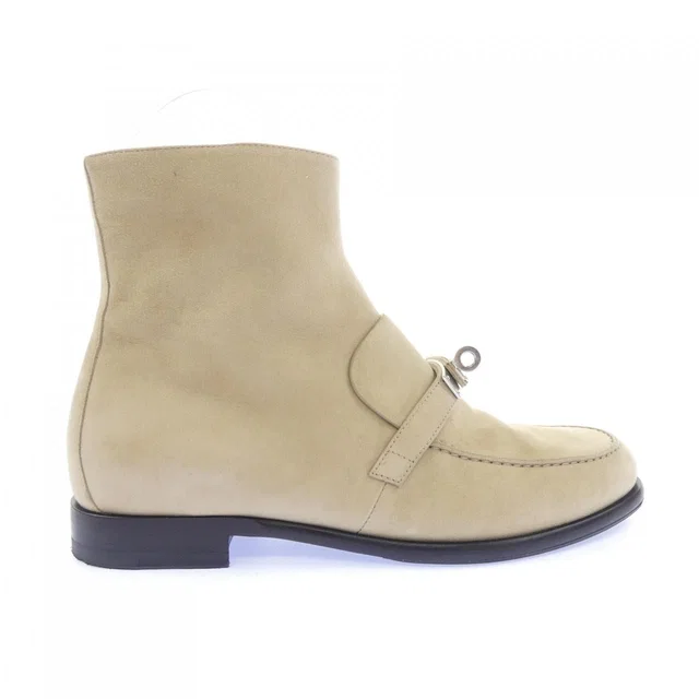 Hermès Kelly Buckle Boots in Goatskin from The Reluxe