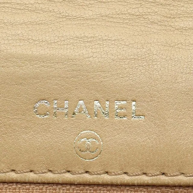 Chanel CC Linen Wallet on Chain Bag in Leather from A Retro Tale, photo 10 of 14