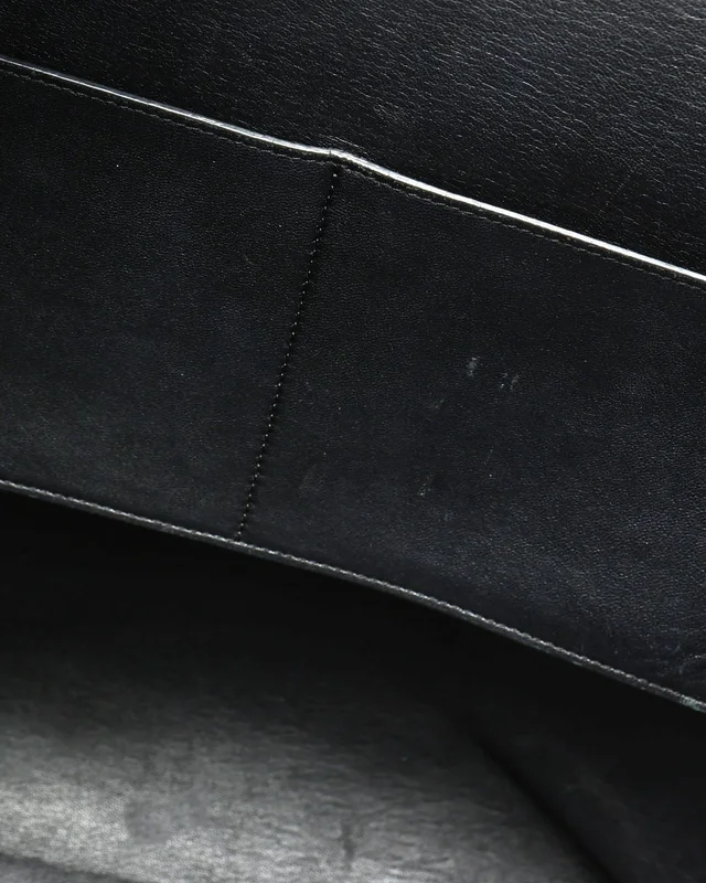 Celine Clasp Tote Bag in Leather from A Retro Tale, photo 11 of 13