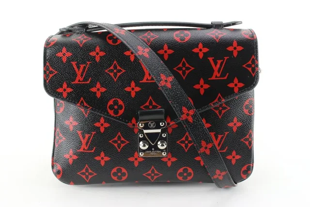Louis Vuitton Monogram Infrarouge Pochette Metis Crossbody in Canvas from Bagriculture