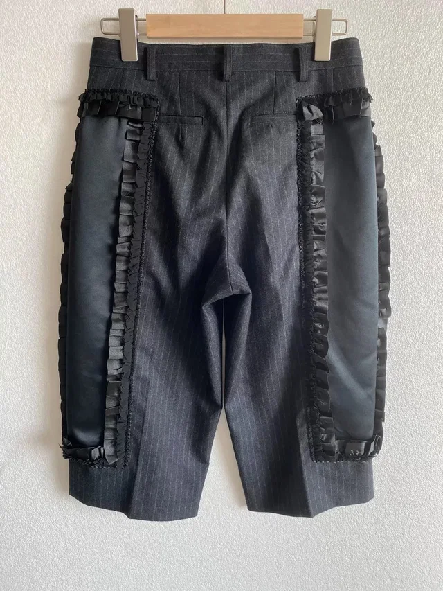 Comme des Garçons 2008aw Mixed Ruffle Wool Stripe Crop Pants Vintage in black Wool from Grailed