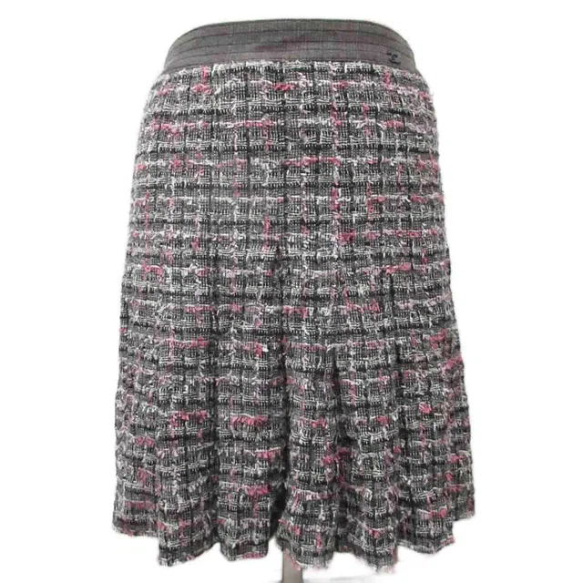 Chanel CC Logo Tweed Skirt Flare Knee Length 100% Silk 36 Black Pink in Black Tweed from The Reluxe