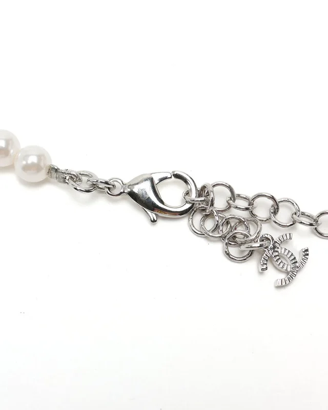 Chanel Coco Mark Pearl Necklace from A Retro Tale, photo 4 of 4