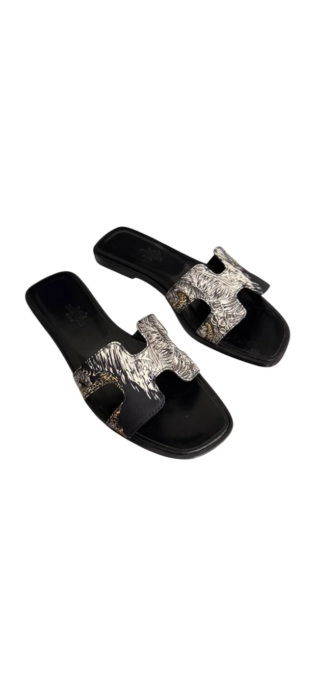 Hermès Oran Sandals Black/White Sz 36 NEW in Black from Luxury Promise