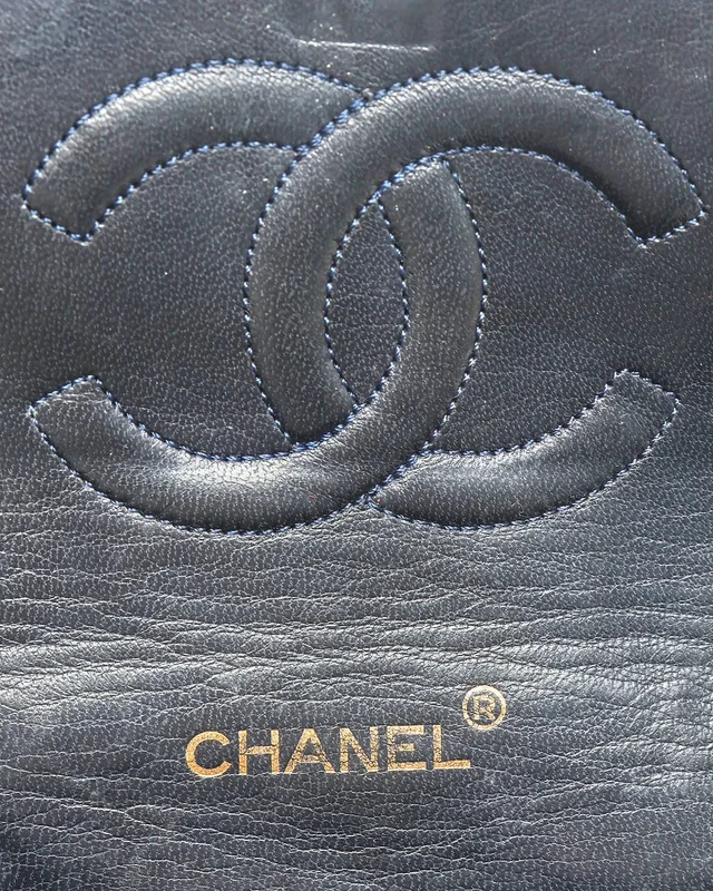 Chanel Small Single Flap Bag in Woven leather from A Retro Tale, photo 9 of 11