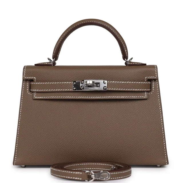 Hermès Kelly Sellier 20 Etoupe Epsom Palladium Hardware in Taupe Epsom leather from Madison Avenue Couture