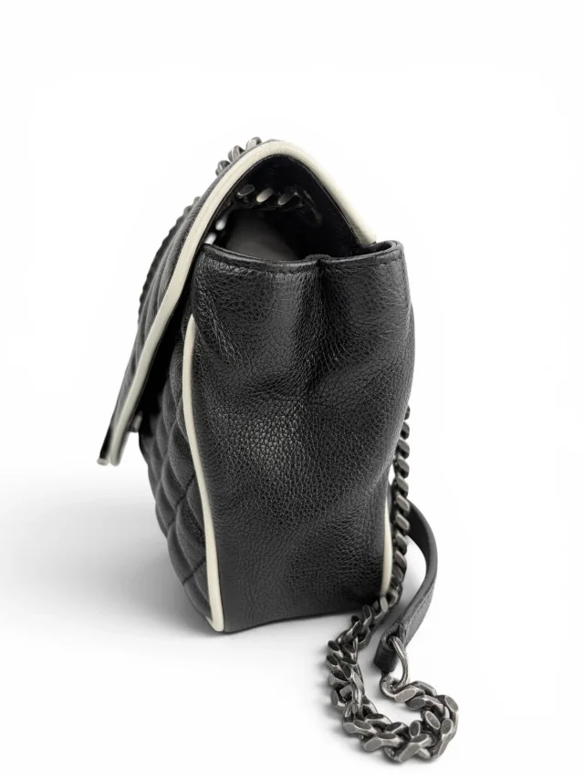 Saint Laurent Medium Monogram Triquilt Envelope Flap from Season 2 Consign, photo 4 of 10