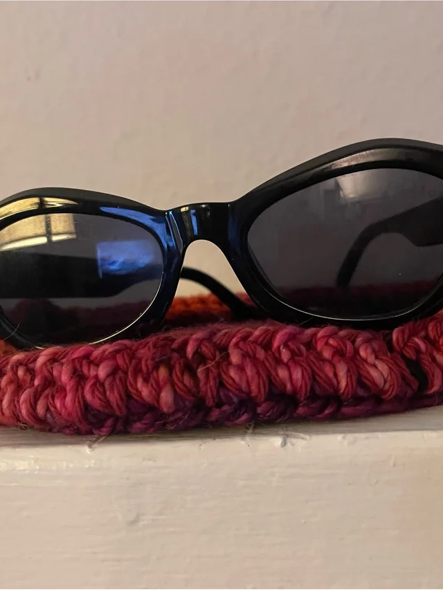 Dior Black Oval Women's Sunglasses in black|gold from Poshmark