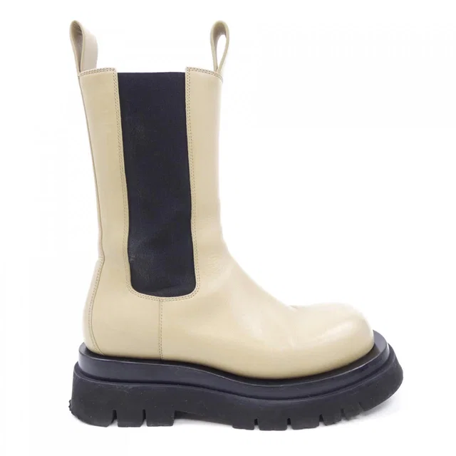 Bottega Veneta Calfskin Boots in Calfskin from LuxUness