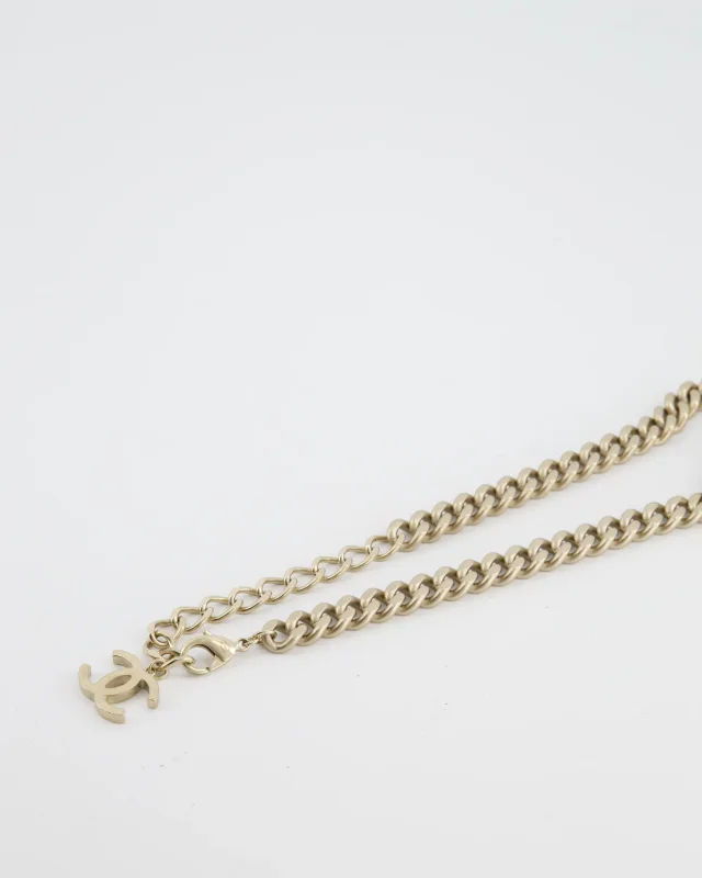 Chanel Gold Curb Link Chain Necklace with Logo Plate and CC Charm in Gold from Sellier, photo 4 of 8
