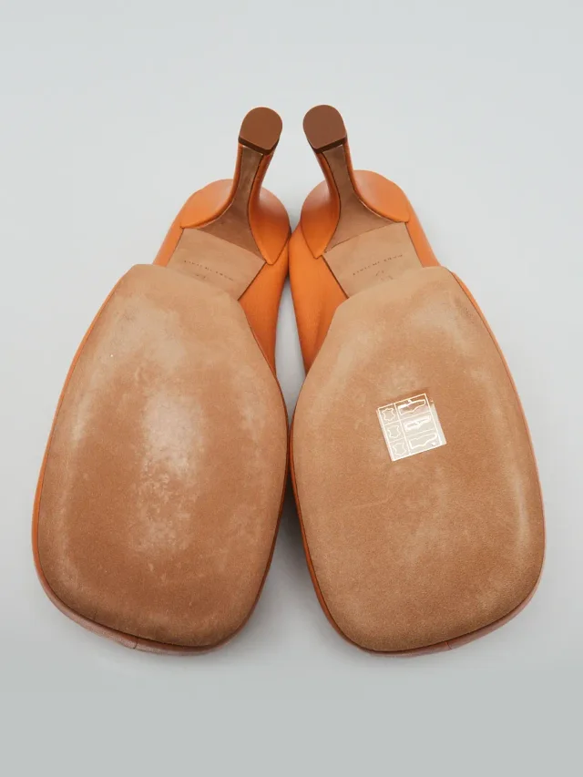 Bottega Veneta Brown Leather Stretch The Bold Mule Heels Size 6.5/37 in Brown Leather from Yoogis, photo 2 of 2