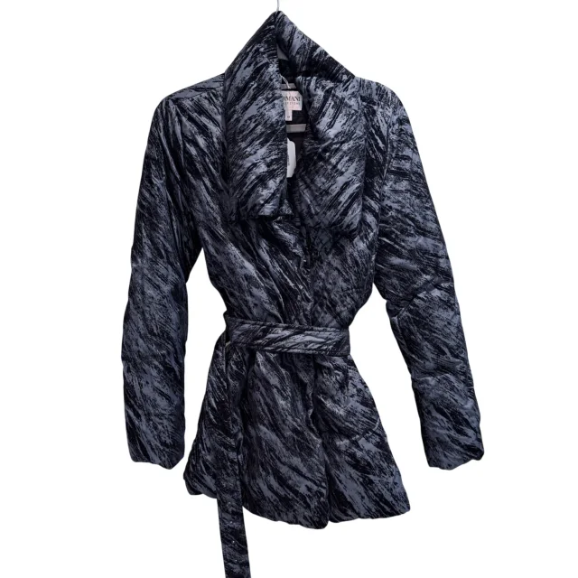 EMPORIO ARMANI Navy Puffer coat size 44 in Navy from Revivre