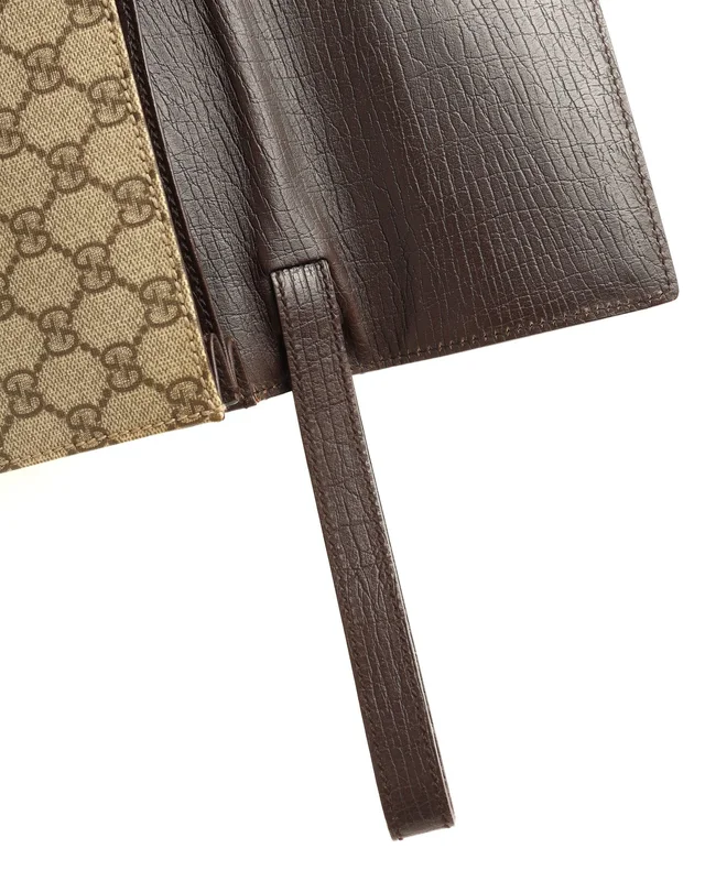 Gucci GG Clutch Bag in Canvas from A Retro Tale, photo 8 of 11