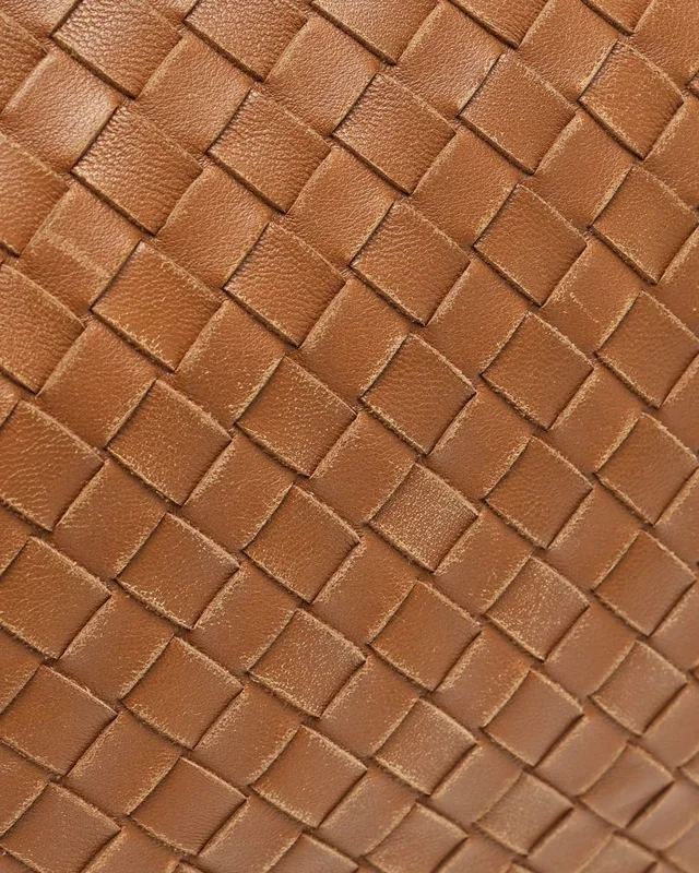 Bottega Veneta Medium Intrecciato Hobo Bag in Woven leather from A Retro Tale, photo 6 of 13