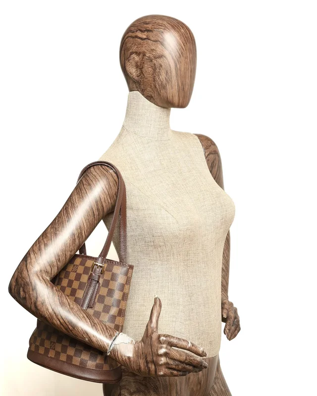 Louis Vuitton Damier Ebene Marais Bucket Bag in Brown Canvas from A Retro Tale, photo 9 of 9