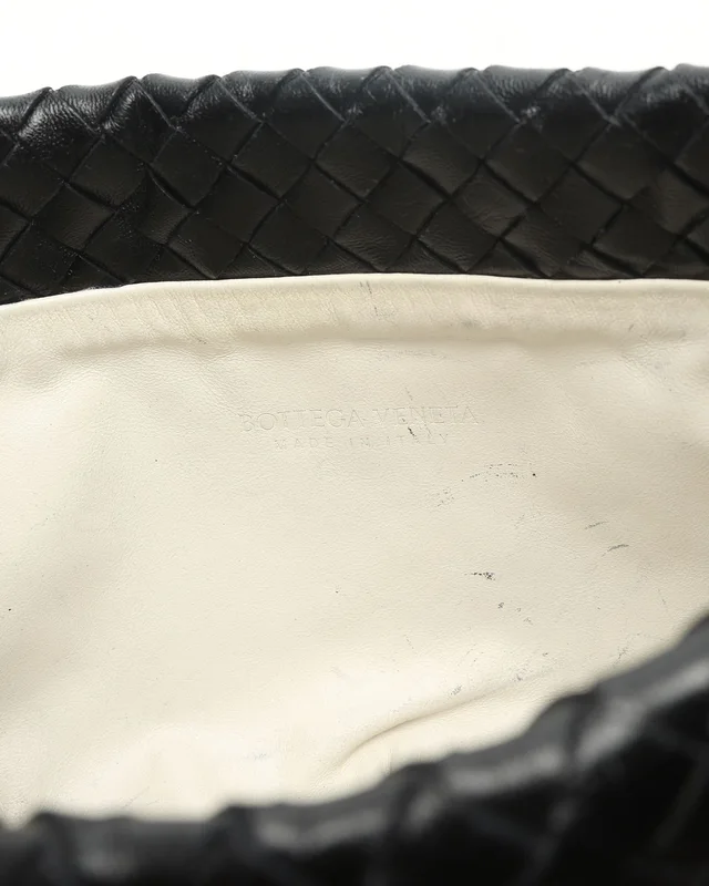 Bottega Veneta Intrecciato Small Bulb Bag in Woven leather from A Retro Tale, photo 6 of 7
