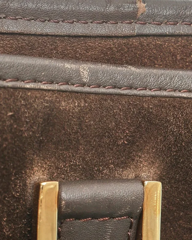 Loewe Amazona Suede 32 Bag in Suede from A Retro Tale, photo 6 of 10