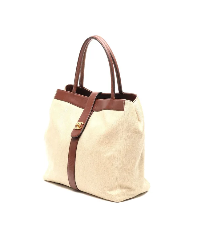 Chanel Linen Canvas Tote Bag in Canvas from A Retro Tale, photo 2 of 13