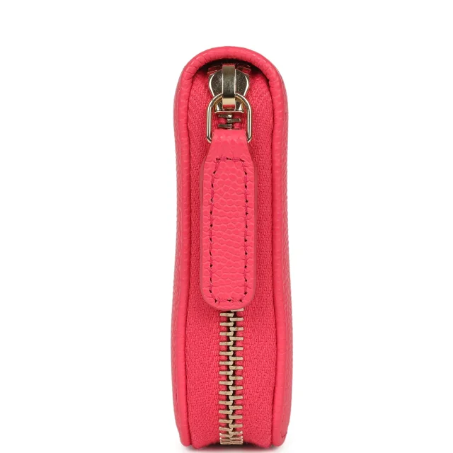 Chanel CC Zipped Wallet Fuchsia Shiny Caviar Light Gold Hardware in Pink Caviar leather from Madison Avenue Couture, photo 4 of 9