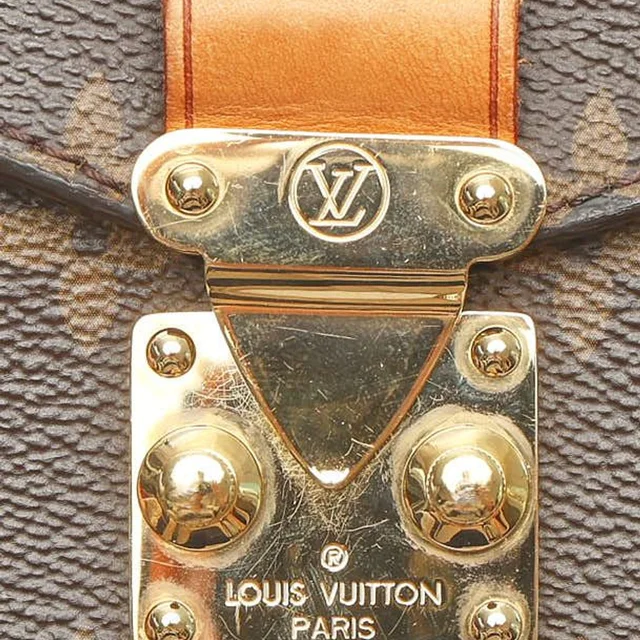 Louis Vuitton Monogram Pochette Métis MM Bag in Coated canvas from A Retro Tale, photo 8 of 10