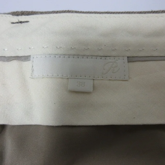 23ku R Loro Piana Wool Ankle Trousers in Wool from LuxUness, photo 2 of 2