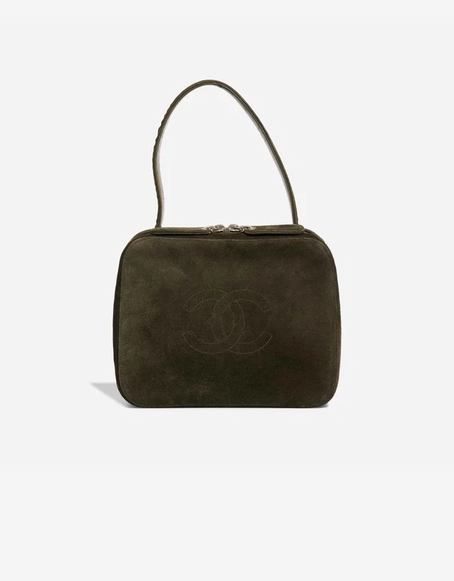 Chanel Vanity Medium Suede Dark Green in Green Suede from SACLÀB