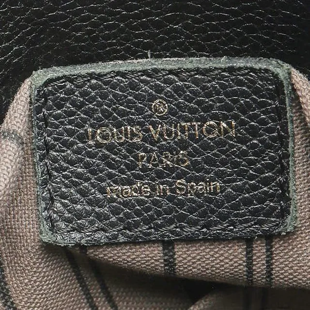 Louis Vuitton Empreinte Artsy MM Bag in Leather from A Retro Tale, photo 8 of 11