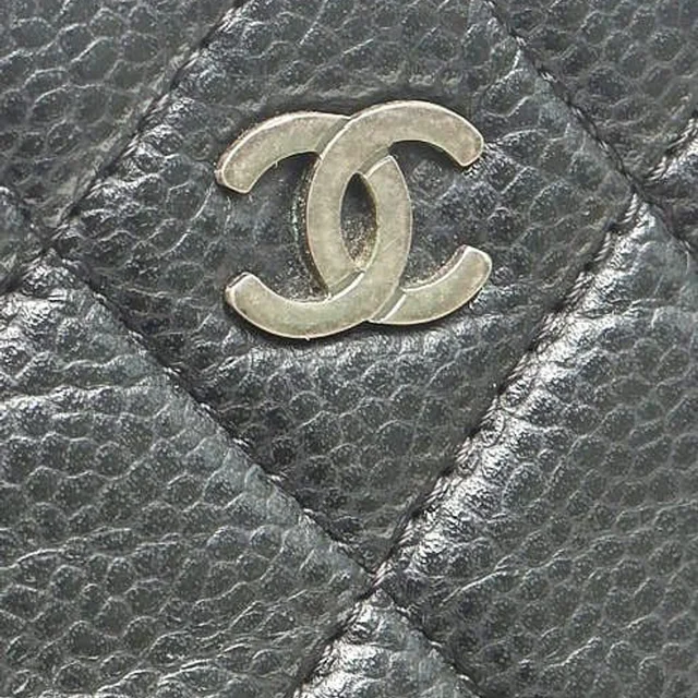 Chanel Coco Mark Laptop Case, size 15-Inch in Leather from A Retro Tale, photo 5 of 10