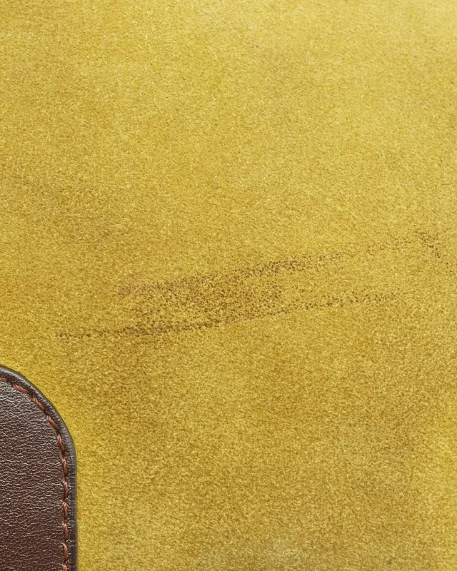 Burberry Drawstring Bucket Bag in Suede from A Retro Tale, photo 7 of 10