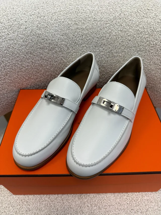 HK LOCATED*HERMÈS DESTIN LOAFER White- Size 38 in White Calfskin from Luxury Promise