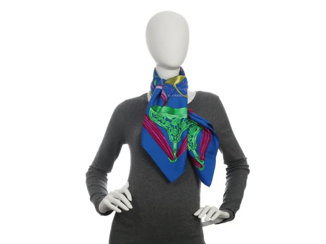 Hermès Etriers Silk Scarf 90cm in Silk from Ann's Fabulous Finds, photo 5 of 5