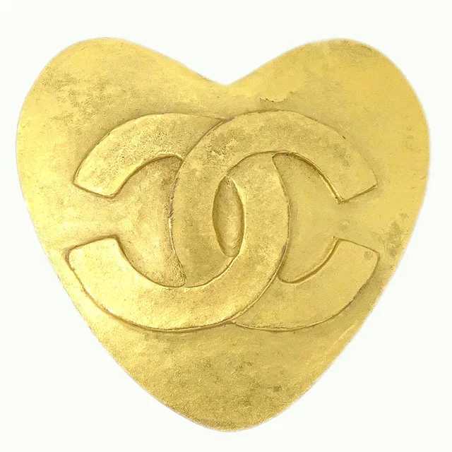 Chanel Heart Brooch Gold 95P in Gold from AMORE Vintage Tokyo