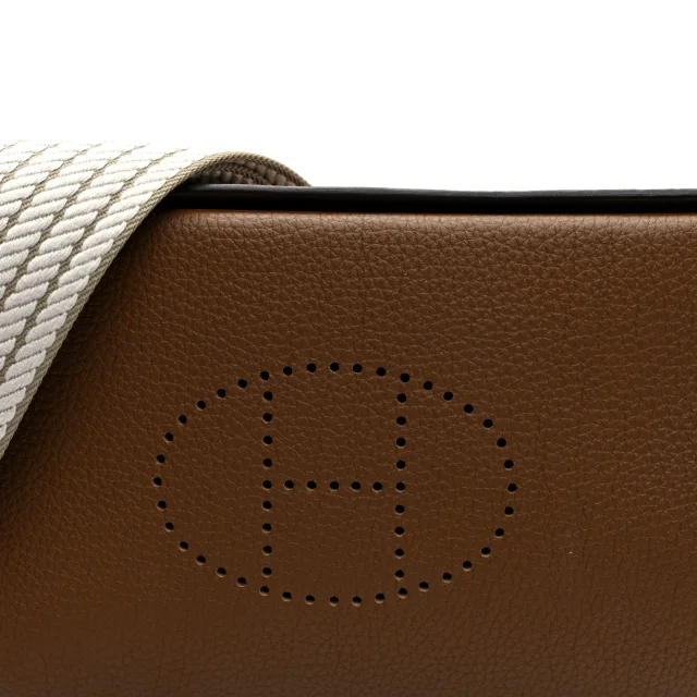 Hermès Togo Sangle Cordage Videpoches Alezan Beige Marfa Gris Pale in Beige Togo leather from FASHIONPHILE, photo 7 of 9