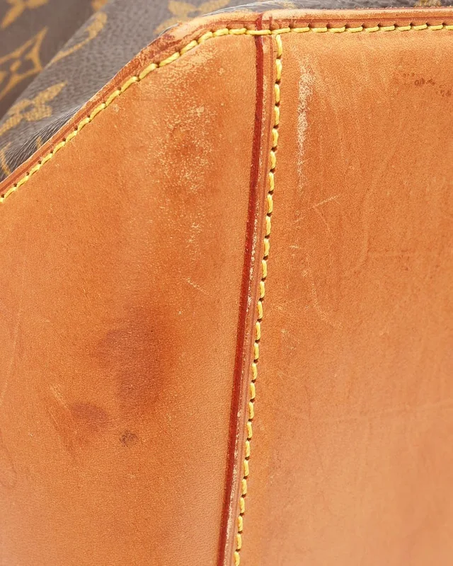 Louis Vuitton Monogram Cabas Mezzo Classic Tote Bag in Coated canvas from A Retro Tale, photo 8 of 13