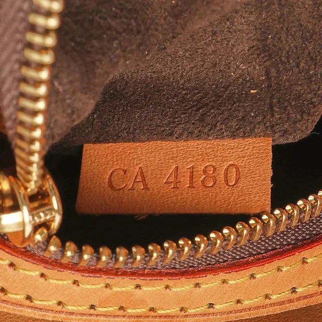 Louis Vuitton Monogram Wilshire PM Tote Bag in Coated canvas from A Retro Tale, photo 7 of 8