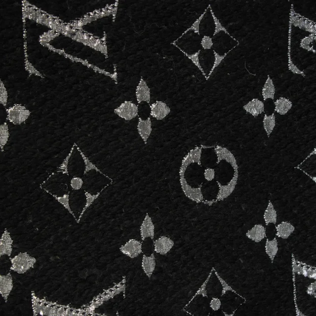 Louis Vuitton Logomania Scarf in Black Woven leather from Labellov, photo 2 of 3