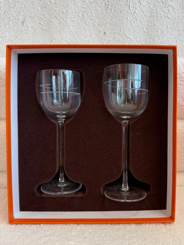Hermès Wine Glass Set 2 Pieces in Burgundy from Luxury Promise
