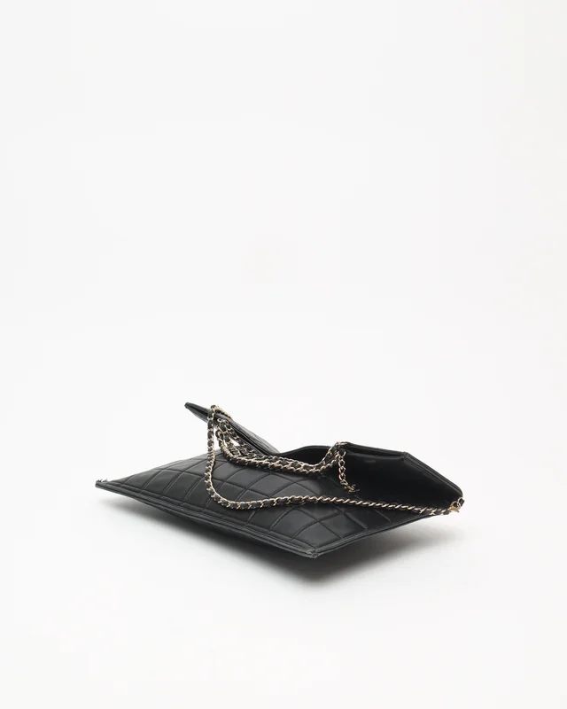 Chanel Box Quilted Fold Down Envelope Clutch Bag in Leather from A Retro Tale, photo 4 of 13