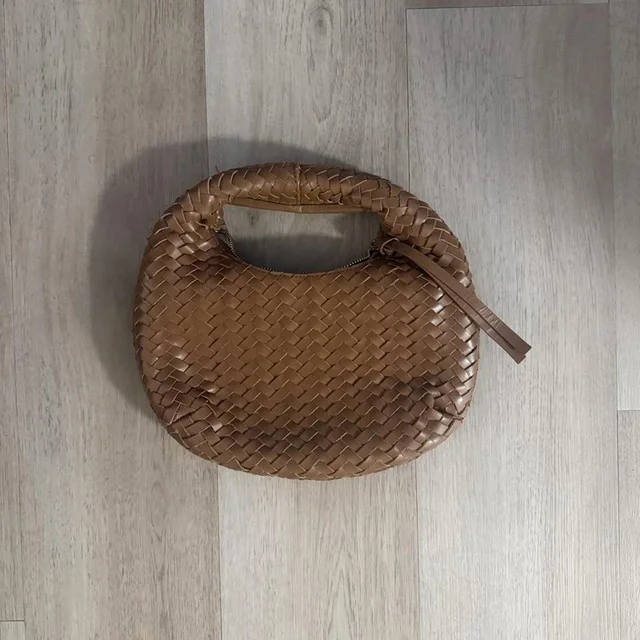 Bottega Veneta Women's Tote bags - Brown/Tan in brown|red|neutral from Depop, photo 1 of 1