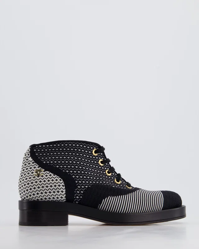 Chanel Black Fabric Printed Derby Lace Up Shoes Size EU 38.5 in Black from Sellier